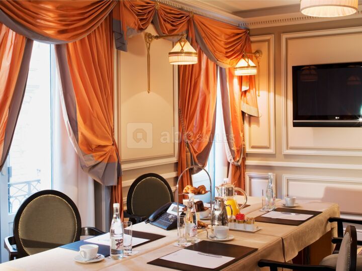 Salon Pauillac