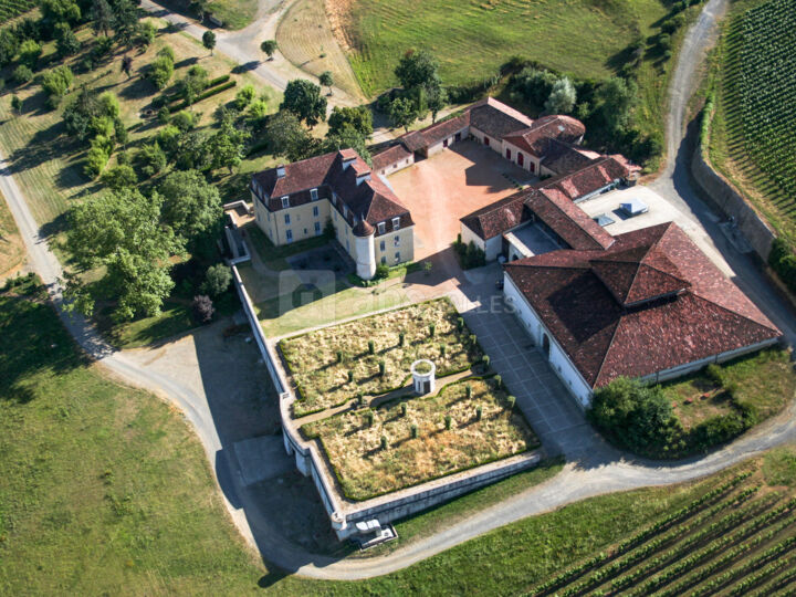 Château Montus