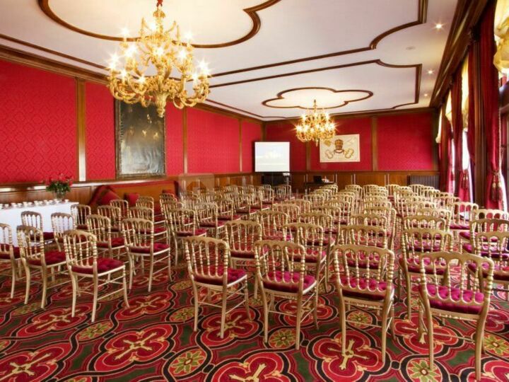 Salle de l'Orangeraie