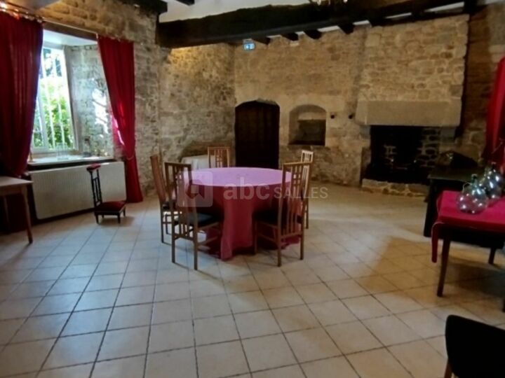 Petit Salon