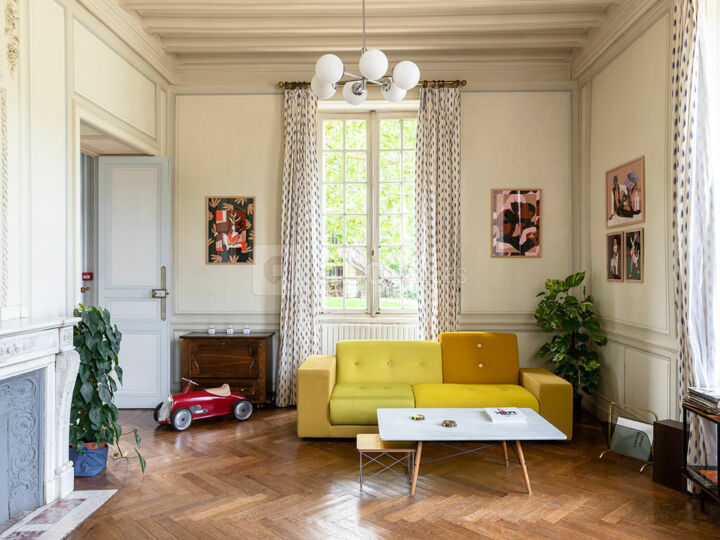 Les Salons