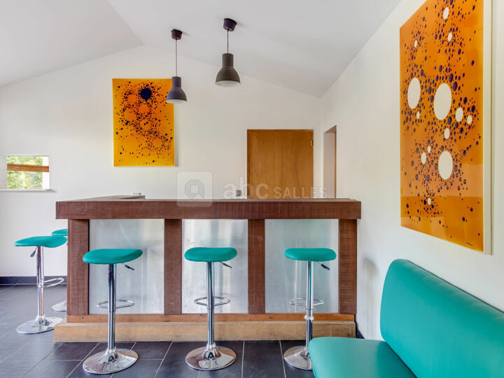 Salle bar