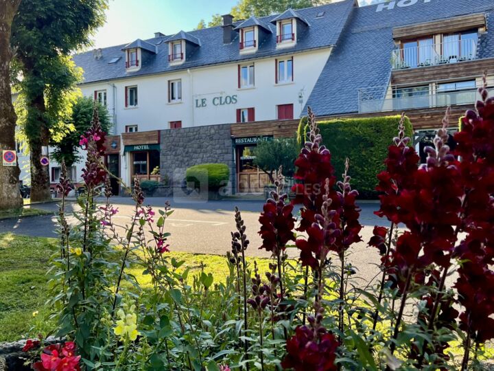 Hôtel Restaurant Le Clos**