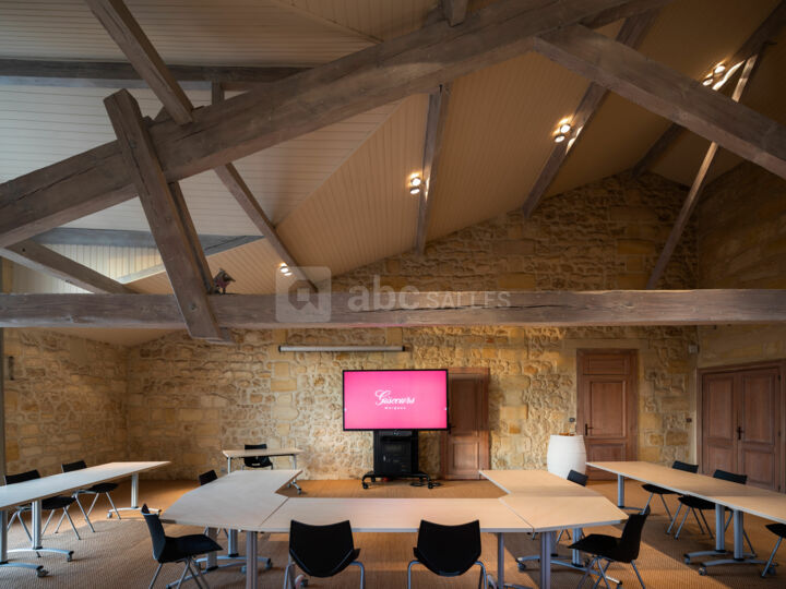 SALLE DE SÉMINAIRE