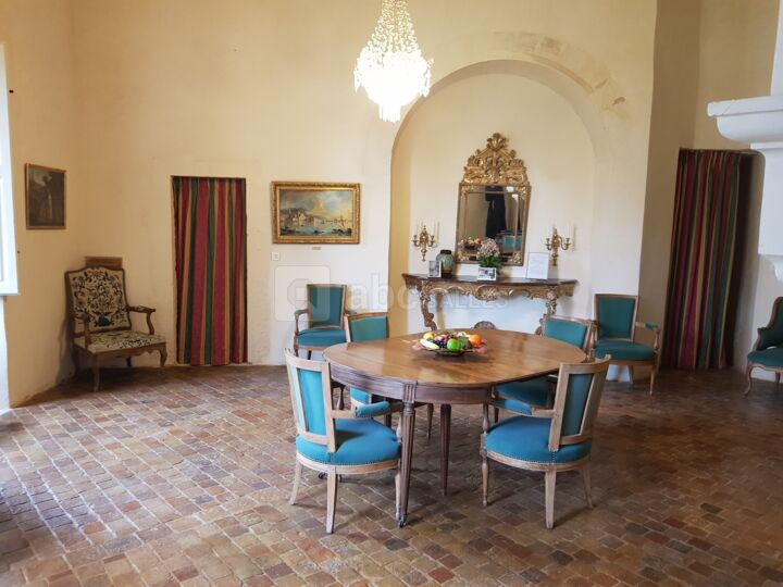 Salle à manger verte