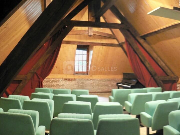 Salle Lipinska