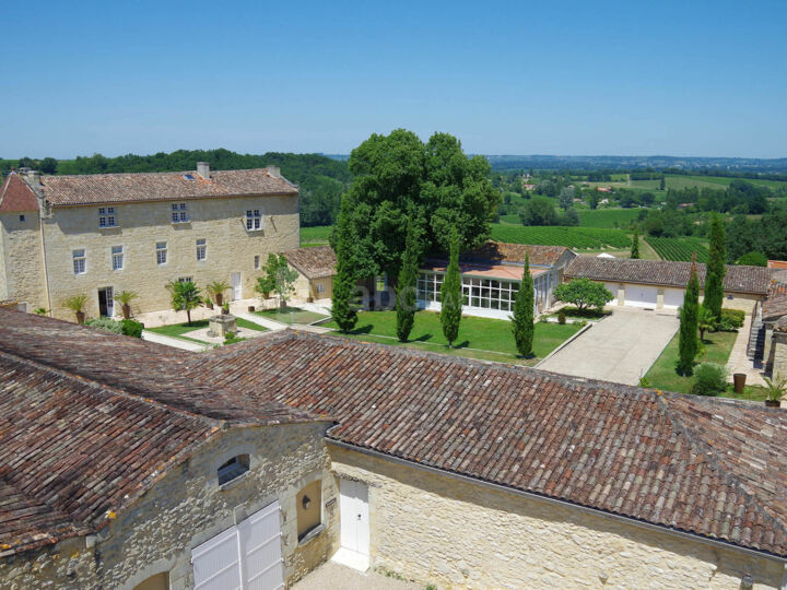 Château Hôtel Isabeau de Naujan