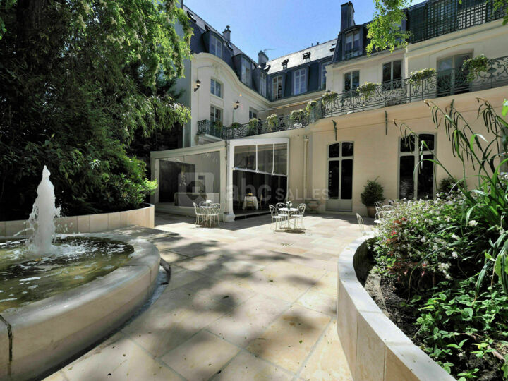 Grand Salon + Quadrille