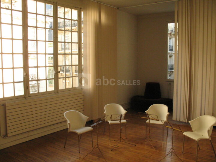 Salle Lucienne Bogaert