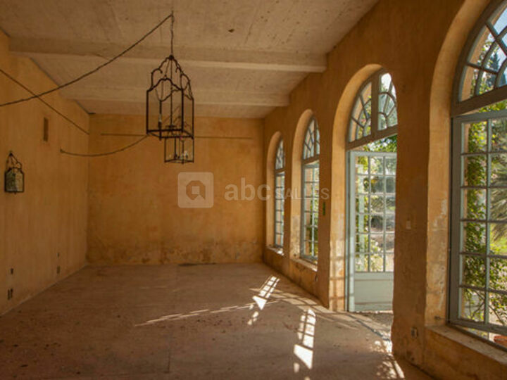 Orangerie Serre (Dans le Parc)