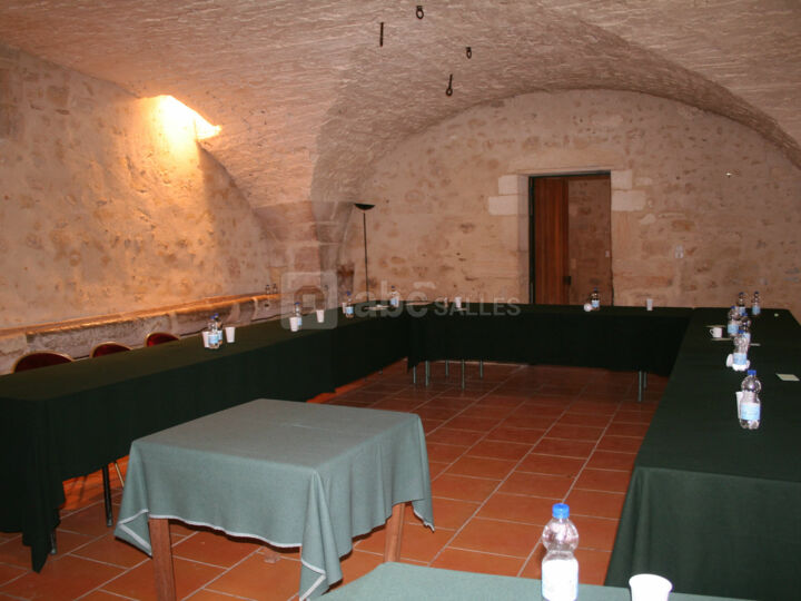 Salle Voutée Champ Bouchard