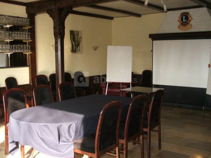 Salle À Manger
