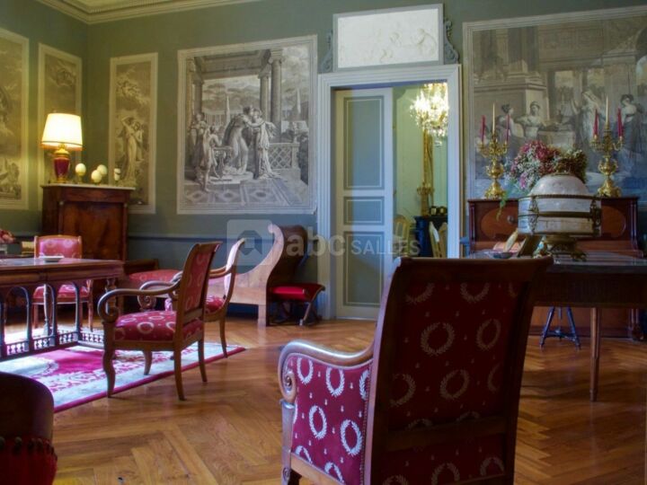Salon Rouge
