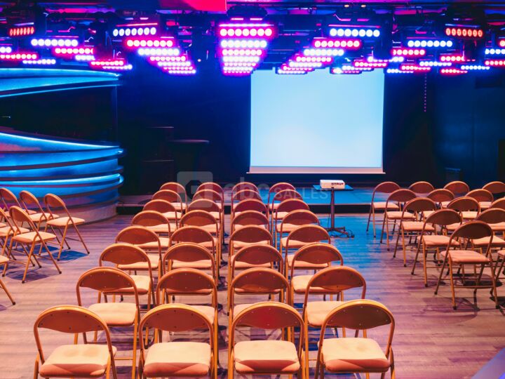 Le Vogue + Bowling Foch + Le Duplex + Le Strass