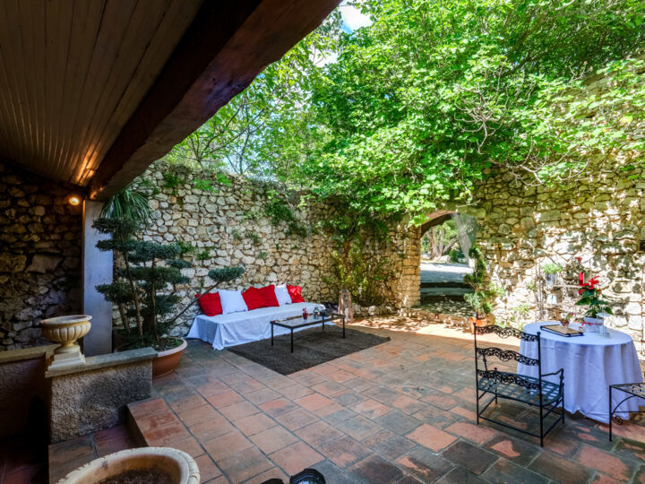 Domaine de Chante Grillet