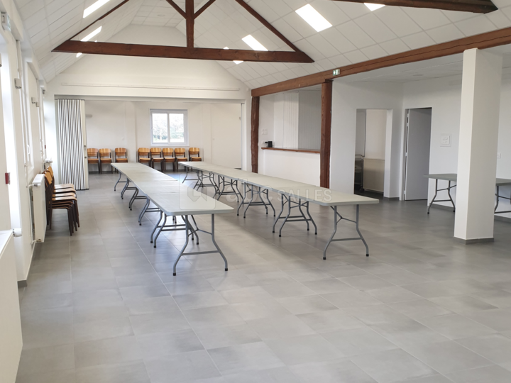 Salle des Glycines-Tilleul