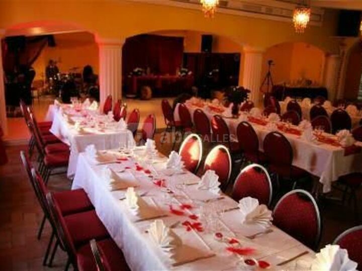 Thé Dansant A l'Intérieu