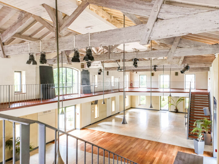 Le Pavillon