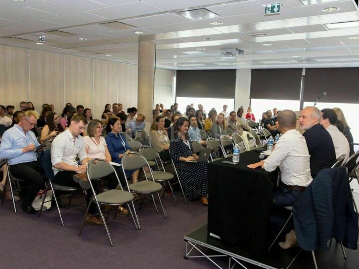 Salle de Commission 4