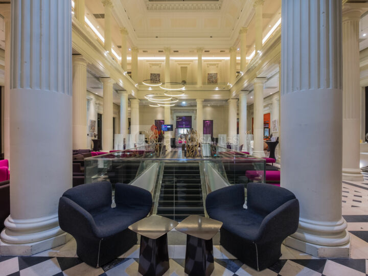 Le Lobby
