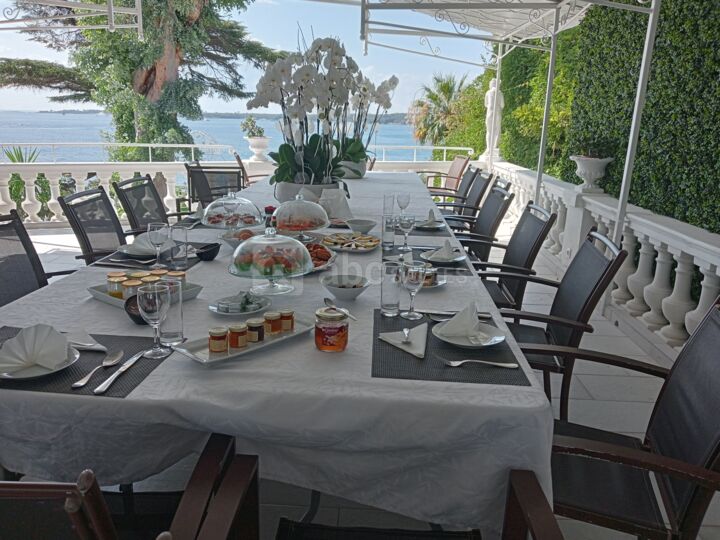 Salle à manger d'été