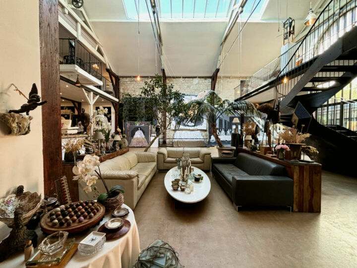 Petit Salon