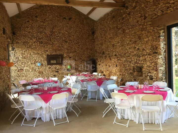 Salle de réception du Domaine de Pémejot