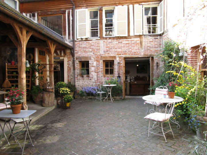 A l'École Buissonnière