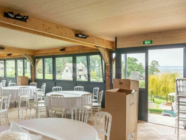 Verrière Climatisée 100 m²