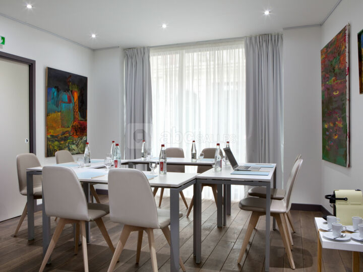 Serotel Suites