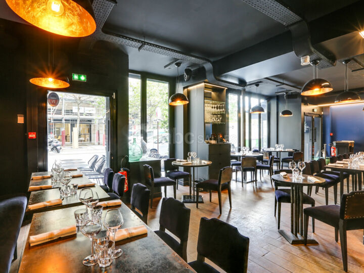 Salle au rez-de-chaussée