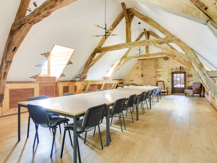 Petite salle de séminaire