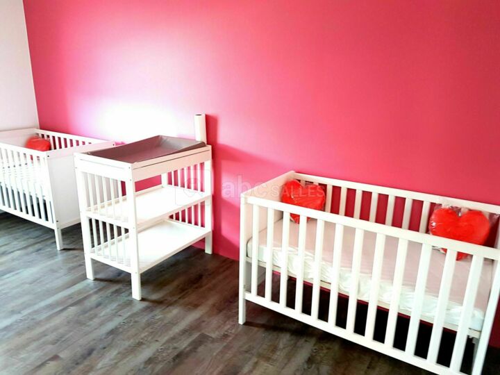 Salle dortoir pour enfants en option