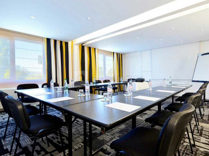 Golden Tulip Troyes