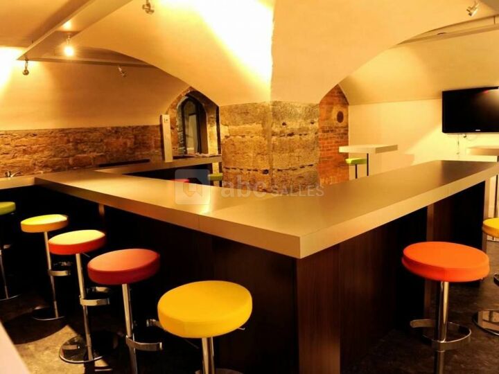 Convivial-Bar