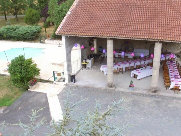 Salle extérieure