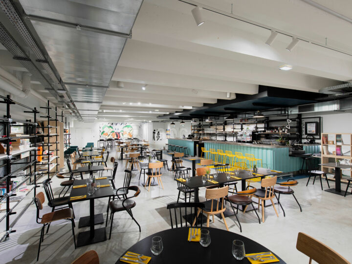 Le Café