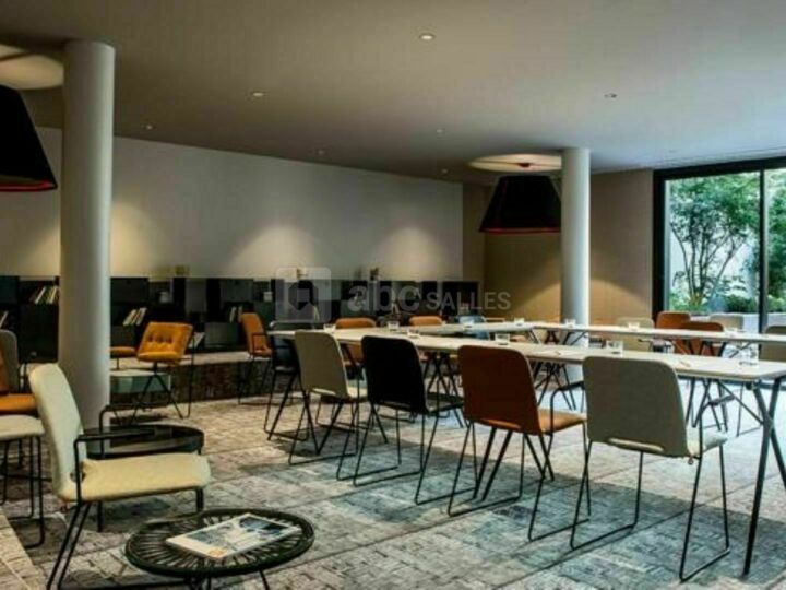 Salle Yellow