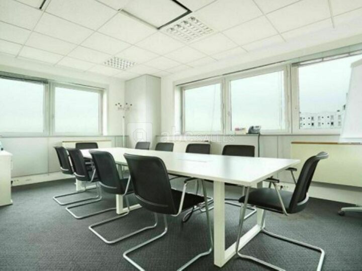 Regus Paris Roissy Airport