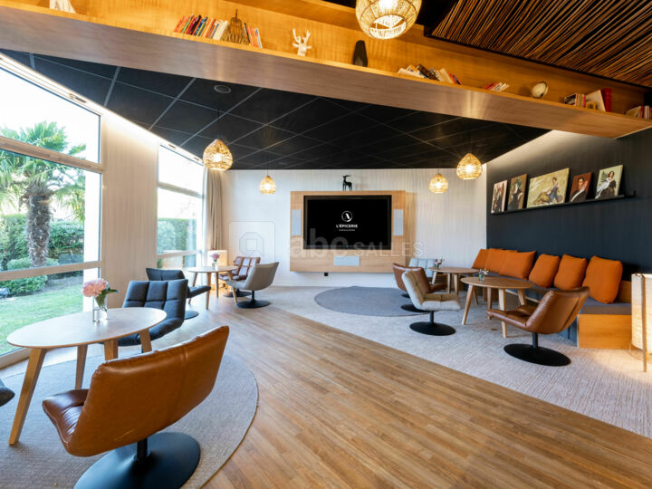 Ciné-Lounge