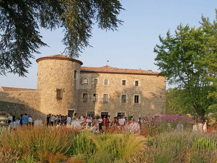 Jardin du Château Avec Châpiteau