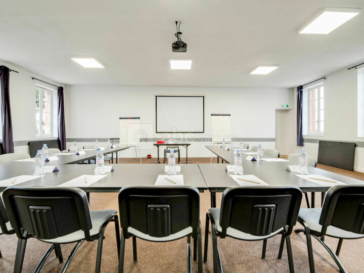 Salon Conférence