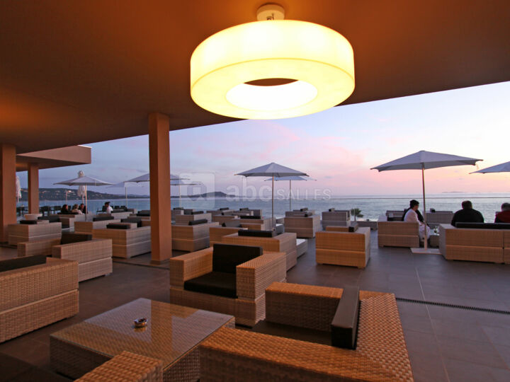 Lounge Bar - "U Punente"