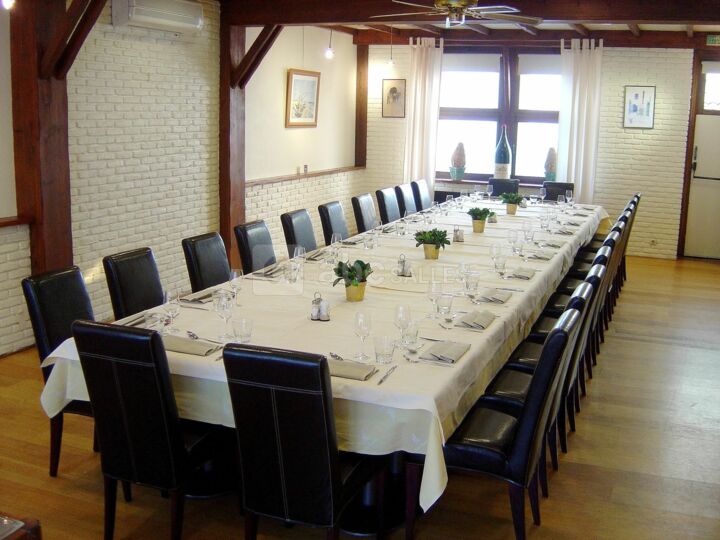 Logis Hôtel des Acacias