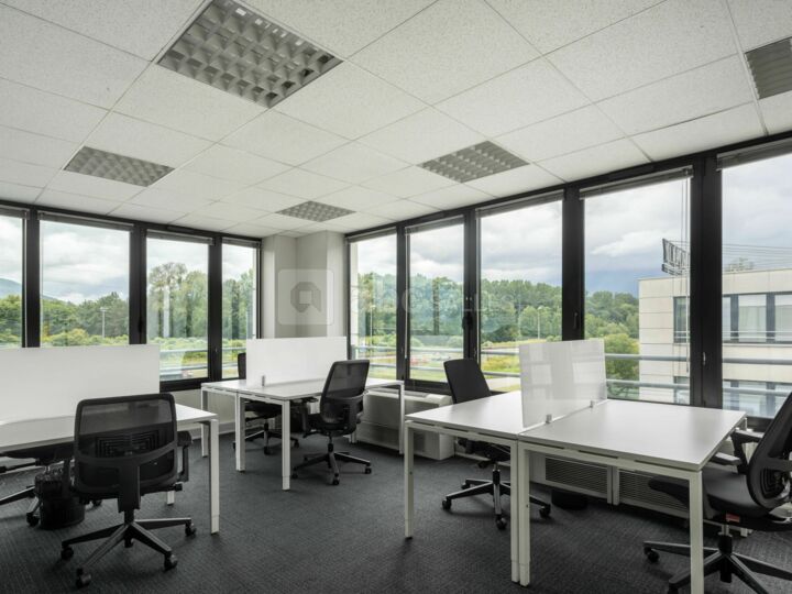Bureau de co-working x8