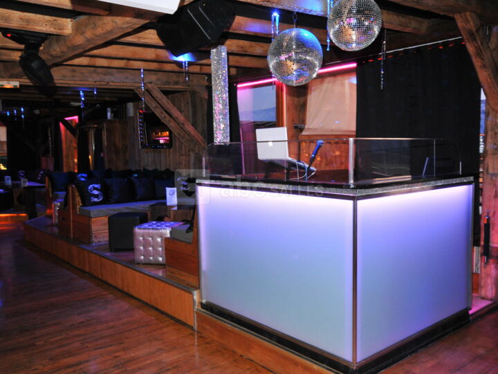 Restaurant + Pub/Discothèque