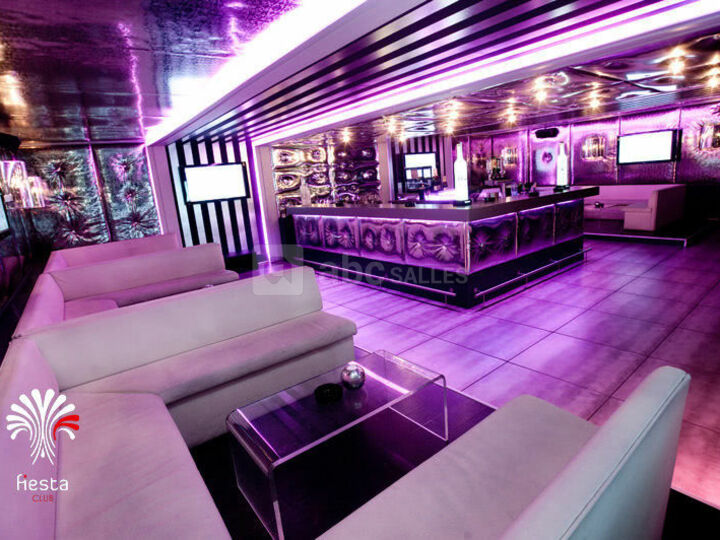 Silver Room