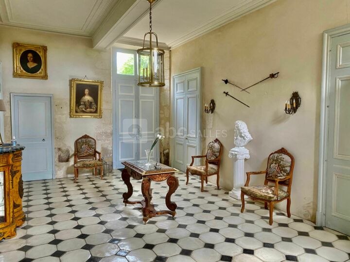 Le Vestibule du château