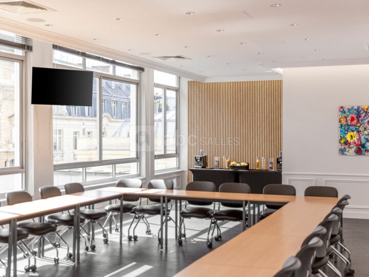 Salle de séminaire, formation de 50-75 m²