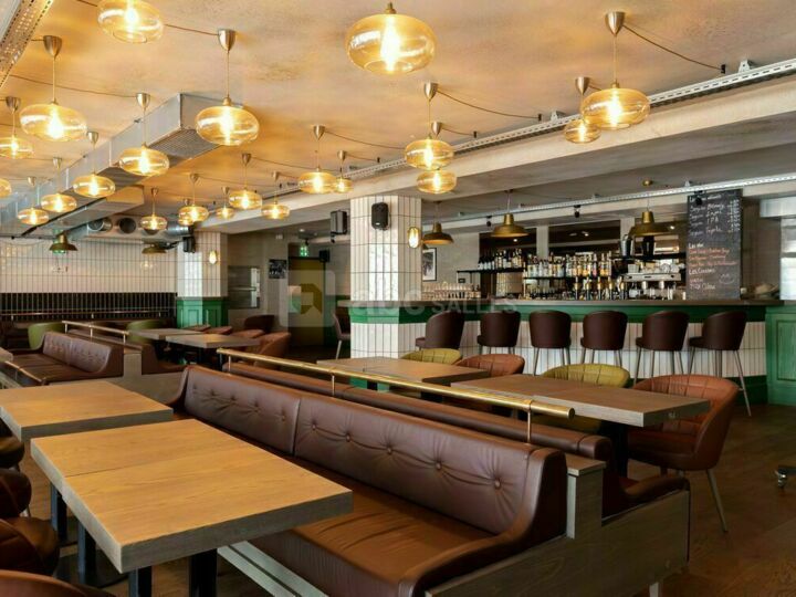Le Salon Lounge